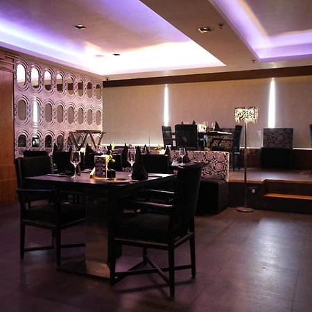 Hotel Hardeo Nagpur Buitenkant foto