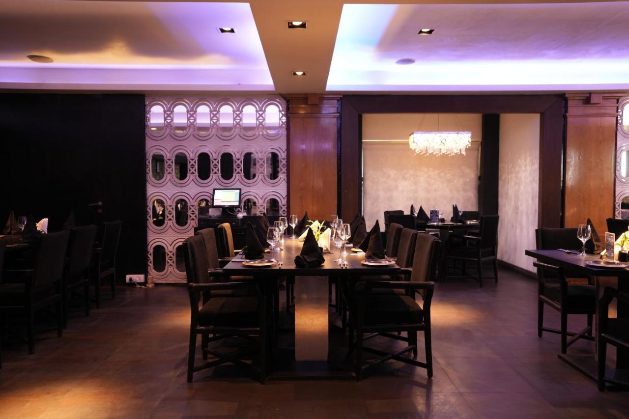 Hotel Hardeo Nagpur Buitenkant foto
