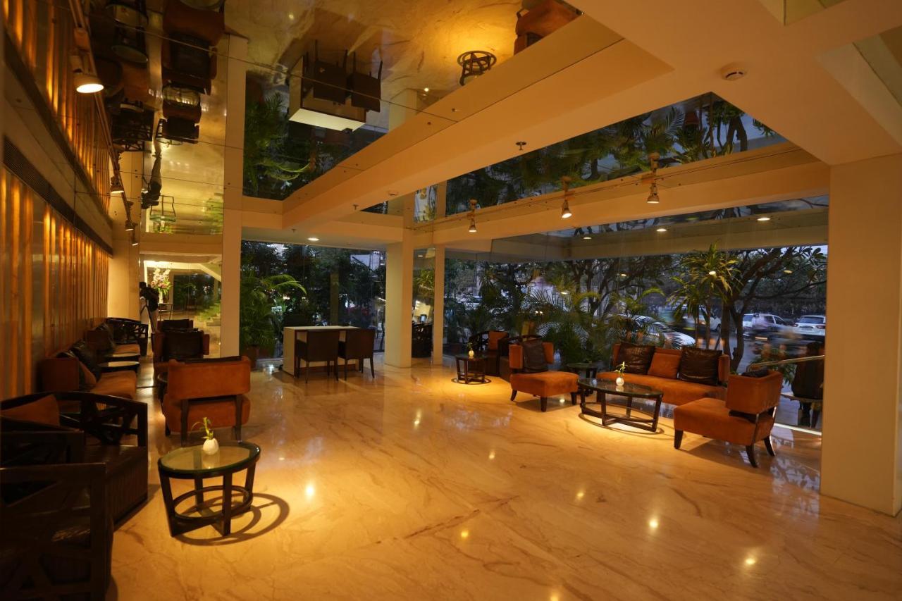 Hotel Hardeo Nagpur Buitenkant foto