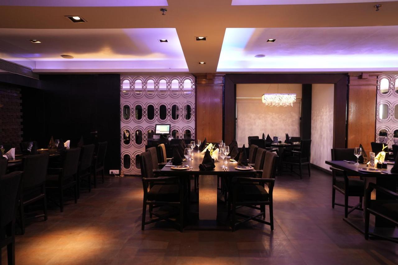 Hotel Hardeo Nagpur Buitenkant foto