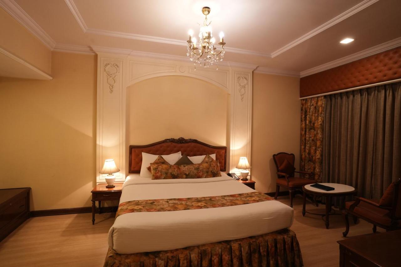Hotel Hardeo Nagpur Buitenkant foto