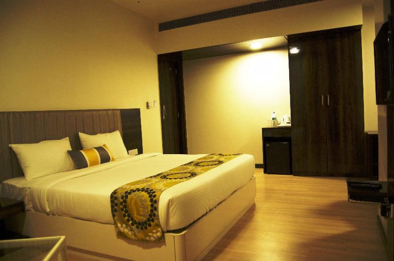 Hotel Hardeo Nagpur Buitenkant foto