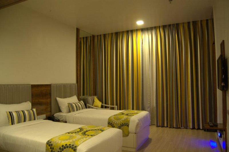 Hotel Hardeo Nagpur Buitenkant foto